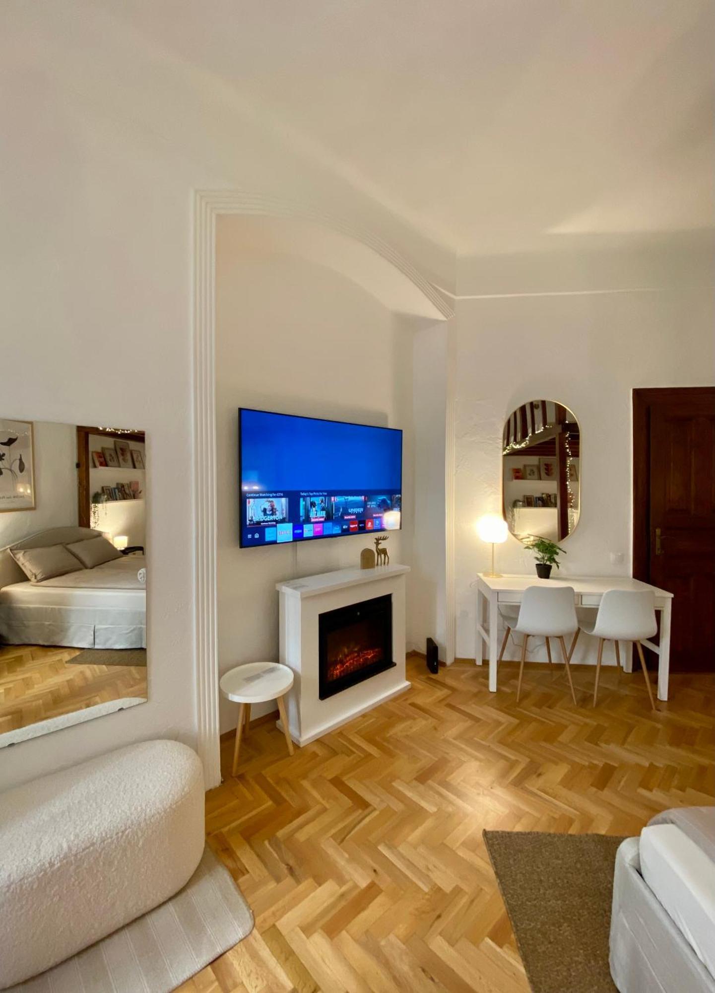 Romantic City Centre Flat - Alexandra Apartment Budapest Ngoại thất bức ảnh